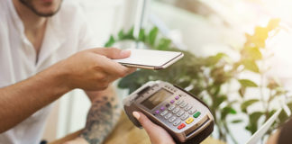 Jak realizować płatności telefonem?