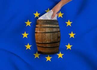 Gdzie odkładać pieniądze co miesiąc?