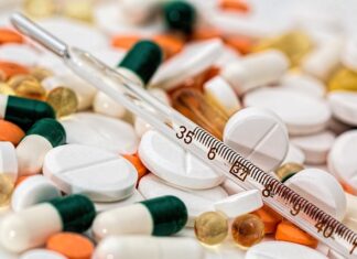 Dlaczego podajemy leki doodbytniczo?