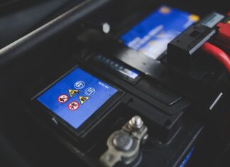 Jak długo trzyma bateria w iPhone 12? Jak długo trzyma bateria w iPhone 12?