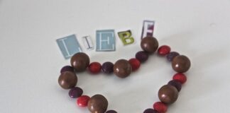 Dlaczego spiralny układ treści kształcenia jest uznawany za najbardziej optymalny w edukacji zdrowotnej?